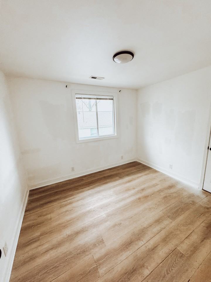 416 Mallory St #A - Photo 4 of 17