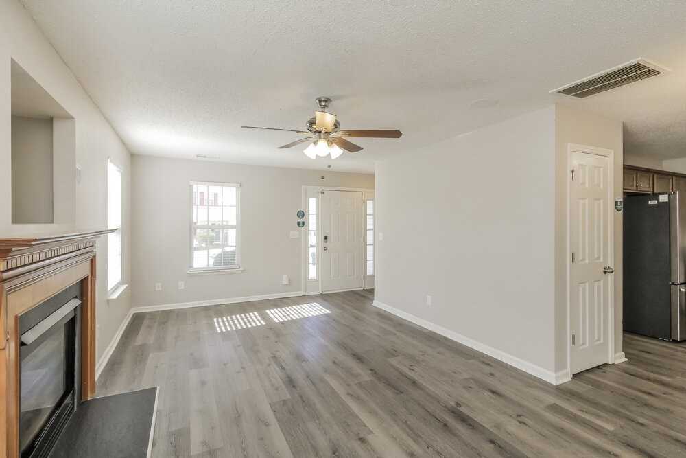 15252 Eric Kyle Dr - Photo 6 of 17