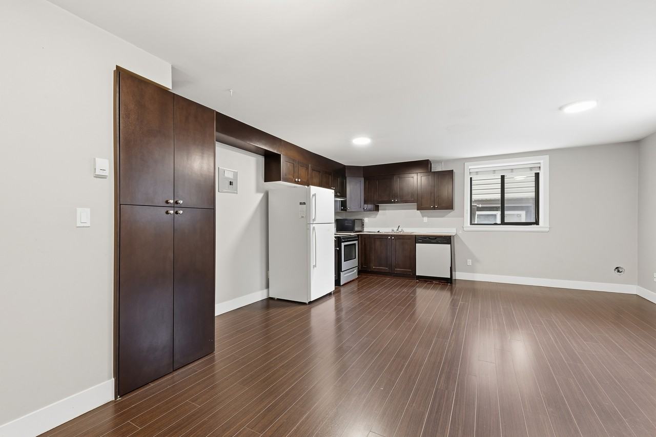 15118 58A Avenue - Photo 2 of 14