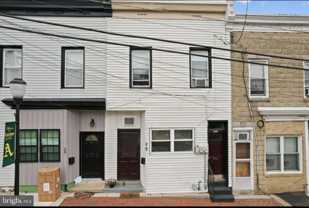 48 W Atlantic Ave #A - Photo 1 of 1