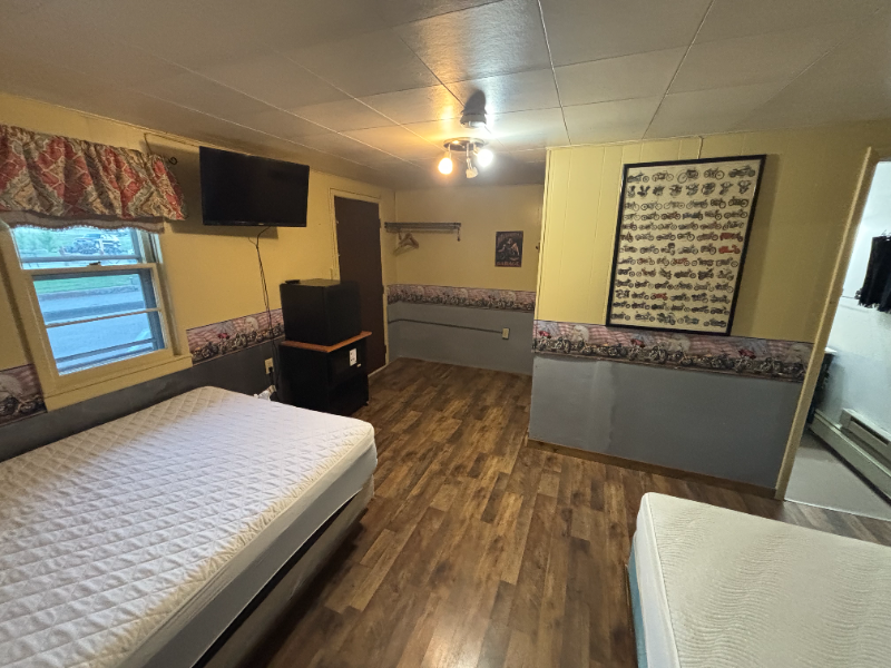 19022 Us Hwy #14 - Photo 2 of 5