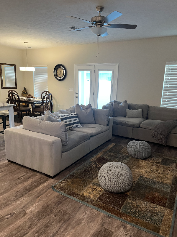 1839 Bethpage Dr - Photo 3 of 29