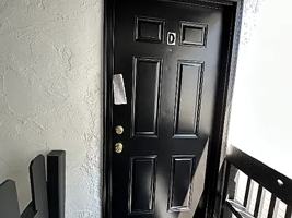 featured image of 1392 Summit St