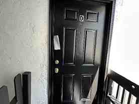 1392 Summit St - Photo 1 of 1