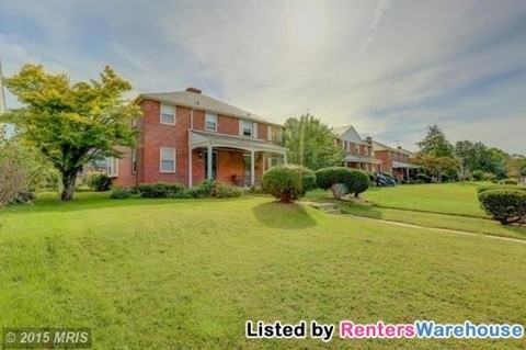 1531 E 35th St - Photo 2 of 12