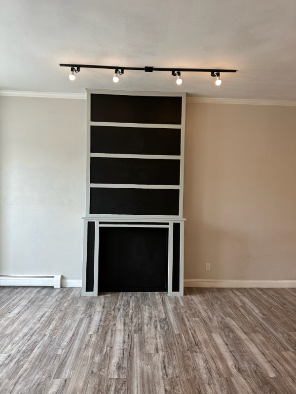 2712 Stout St #B - Photo 3 of 10