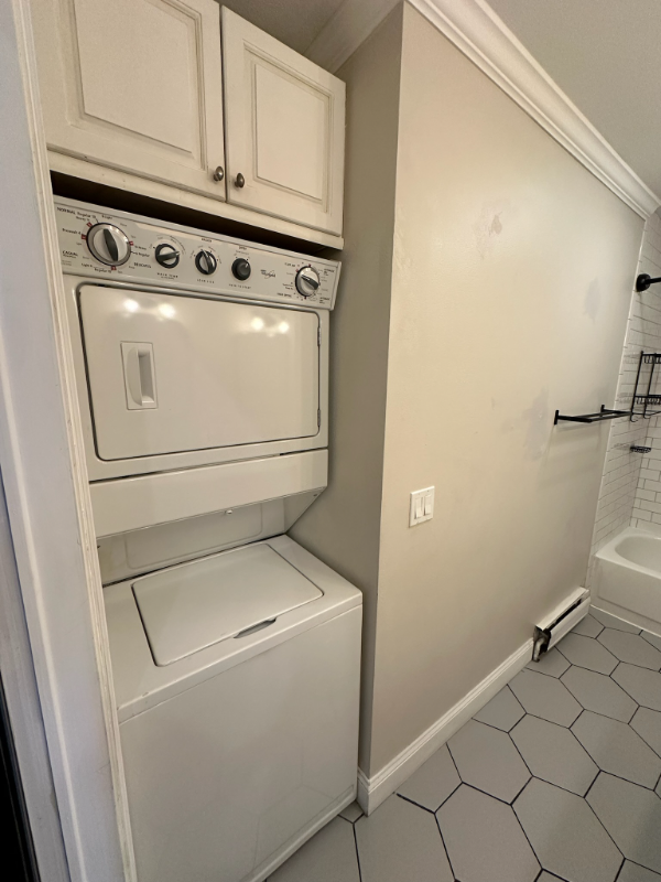 2712 Stout St #B - Photo 6 of 10