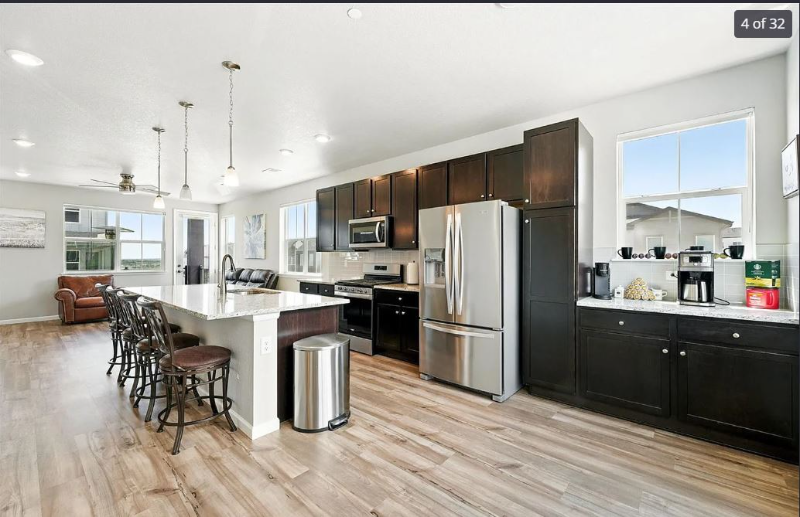 6988 Ipswich Ct - Photo 3 of 20