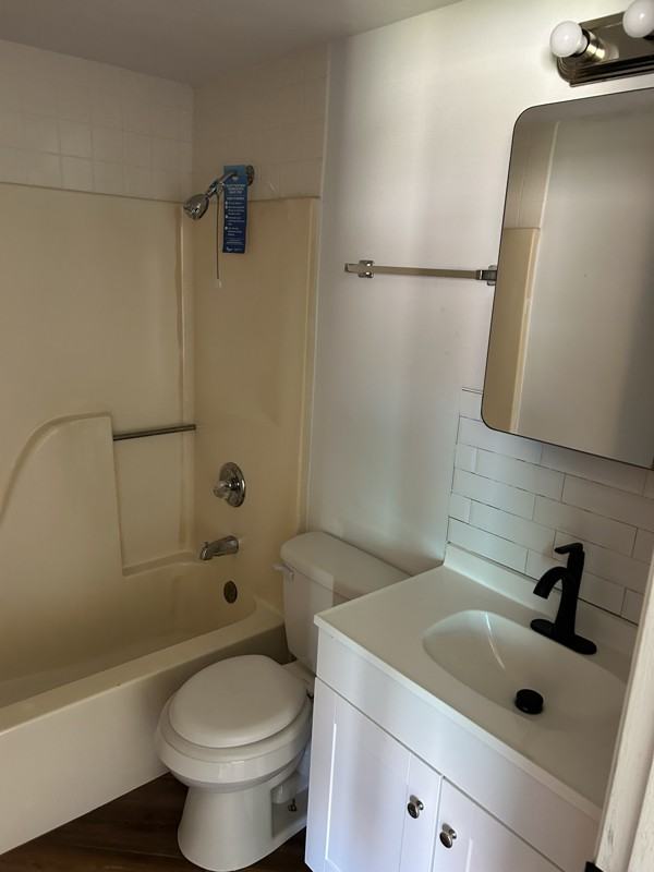 631 Vicksburg Dr - Photo 5 of 13