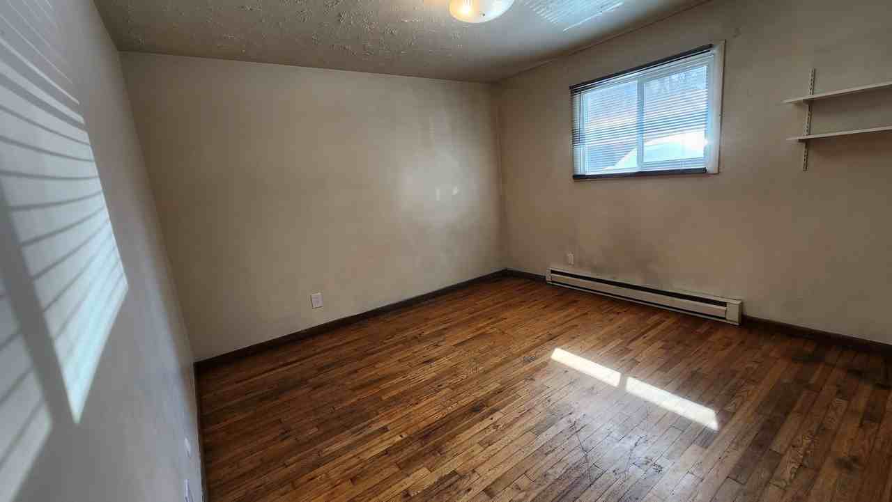 1611 - Photo 7 of 29