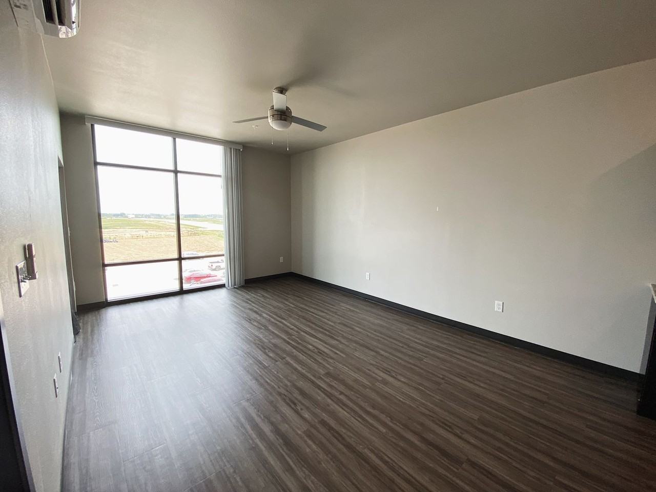 The New York - Photo 5 of 35