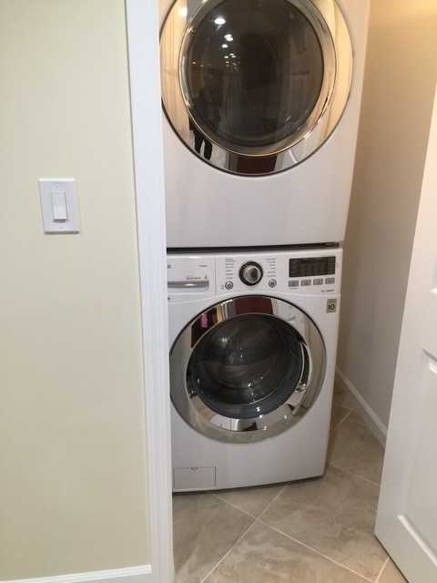 Grace Avenue #2 - Photo 5 of 10