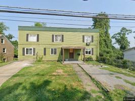 featured image of 833 Monongalia Ave #4