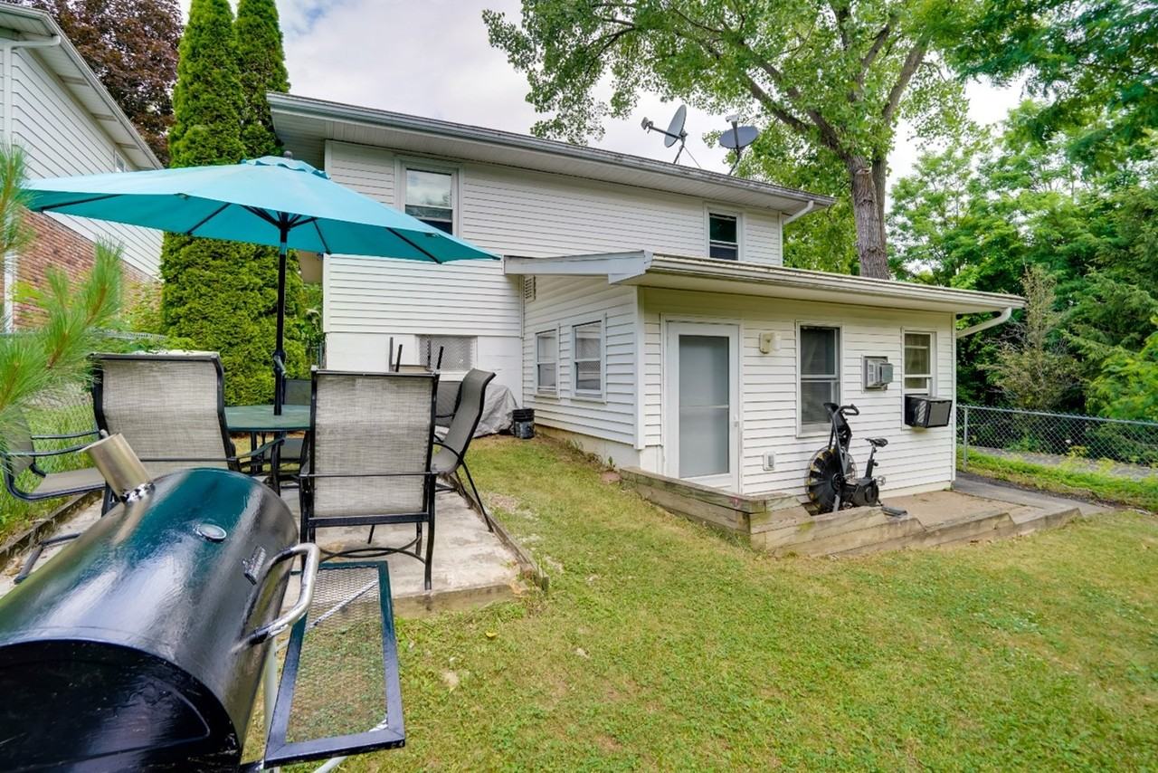 429 W Lawrence St #NA - Photo 5 of 22