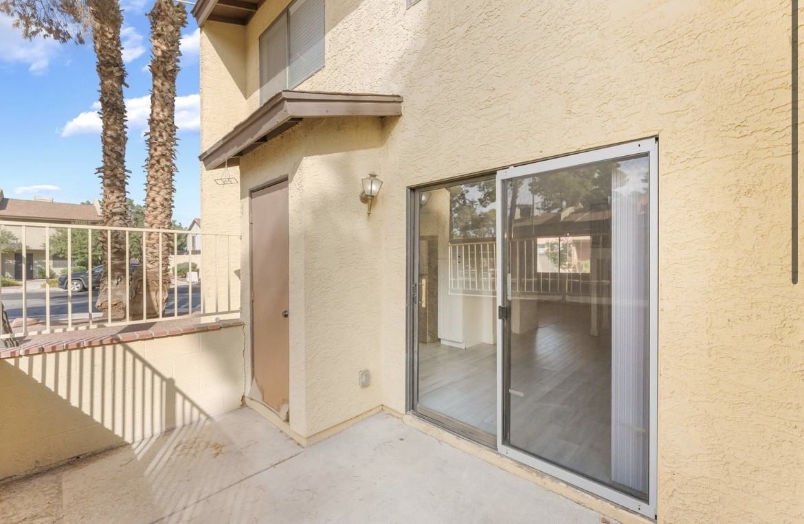 200 Bel Port Dr #201 - Photo 4 of 23