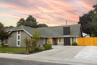 714 N Beachwood St #NA - Photo 1 of 1
