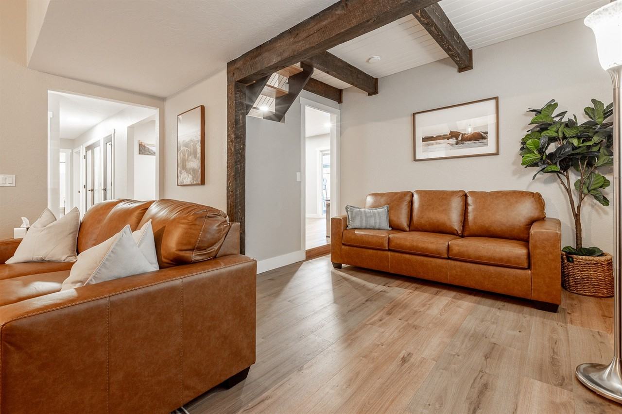 714 N Beachwood St #NA - Photo 6 of 44