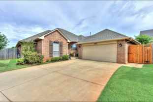 2837 Nw 170th St #NA - Photo 1 of 1