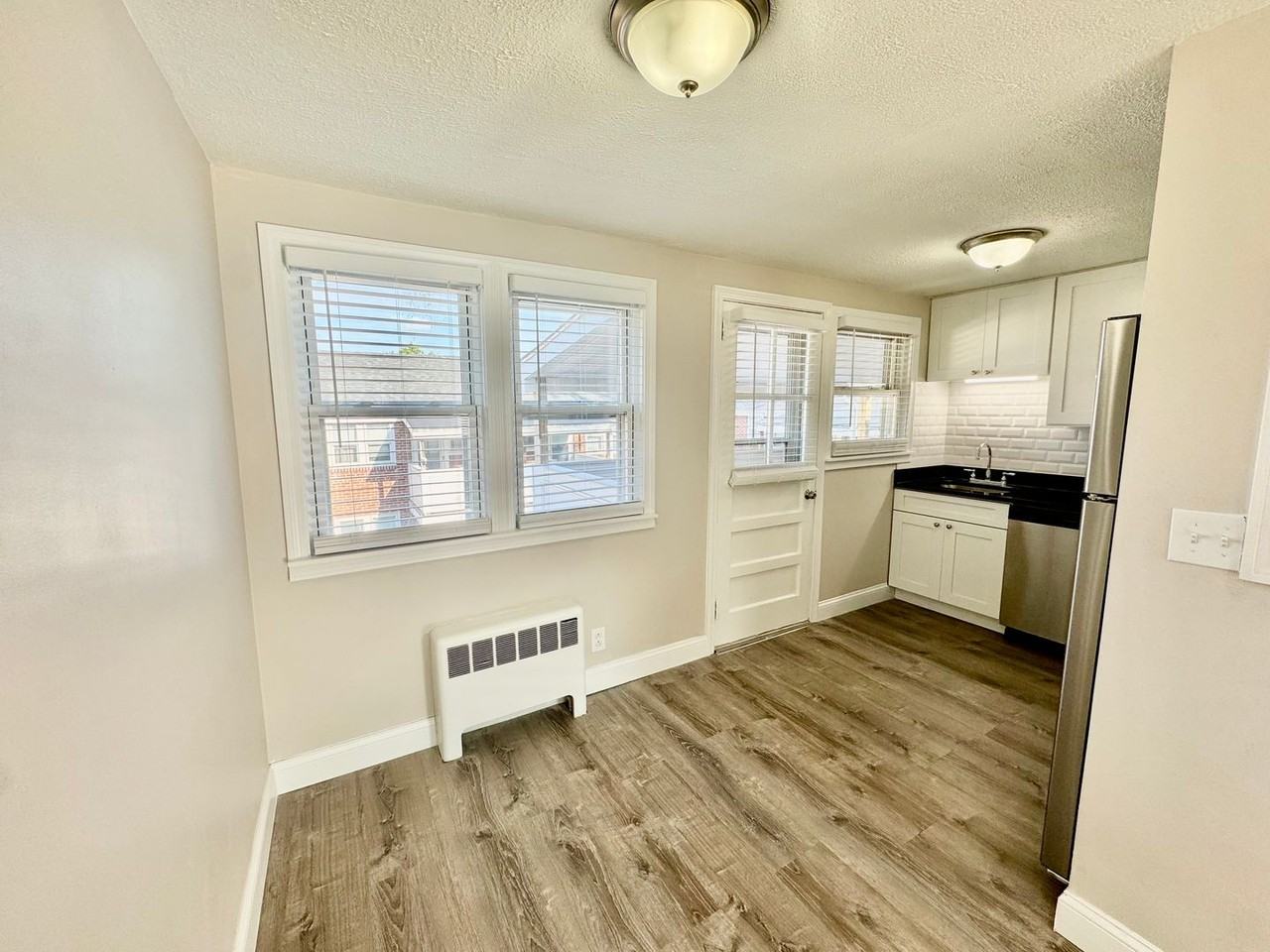 Shawomet Gardens Apartments - Photo 4 of 29