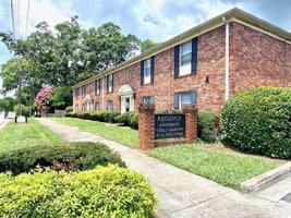 featured image of 317 E 8th St Sw