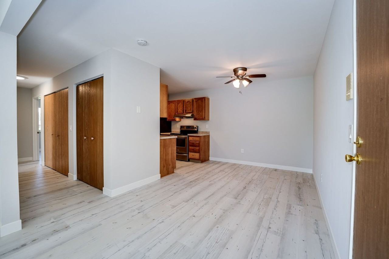 S7 LLC - Photo 5 of 35