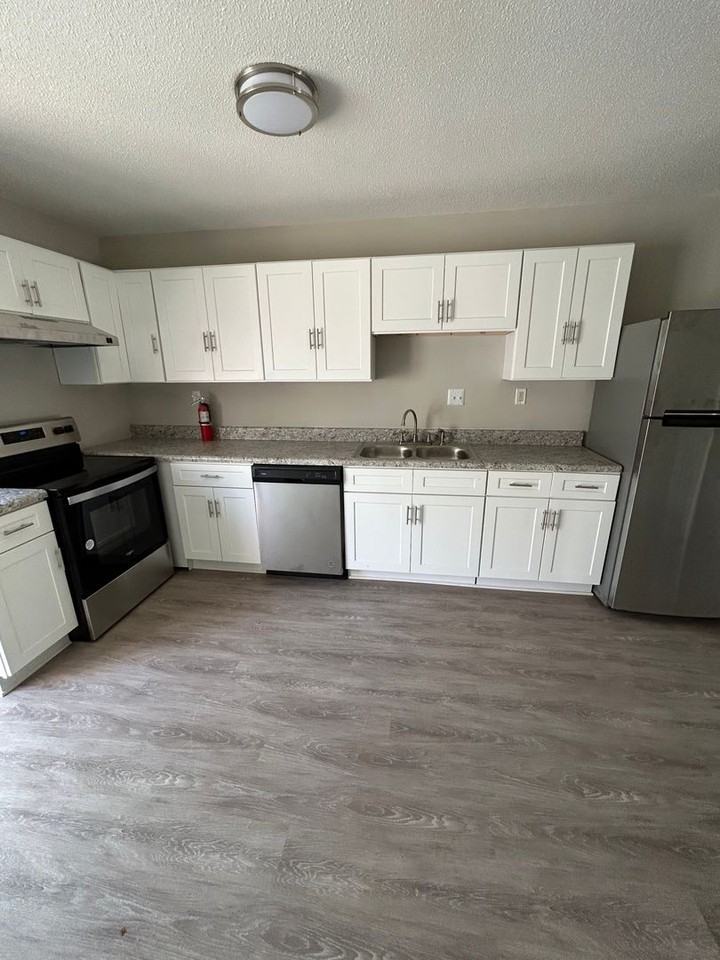 Forest Pointe - Photo 7 of 12