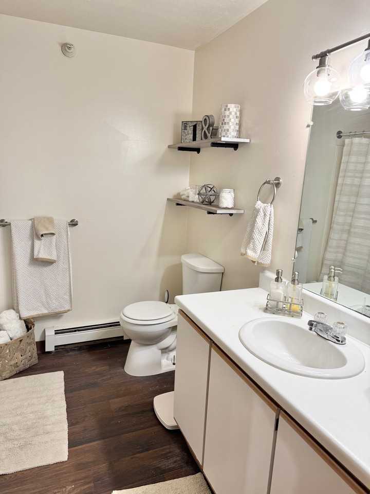 100 Raleigh Ct #135 - Photo 5 of 11