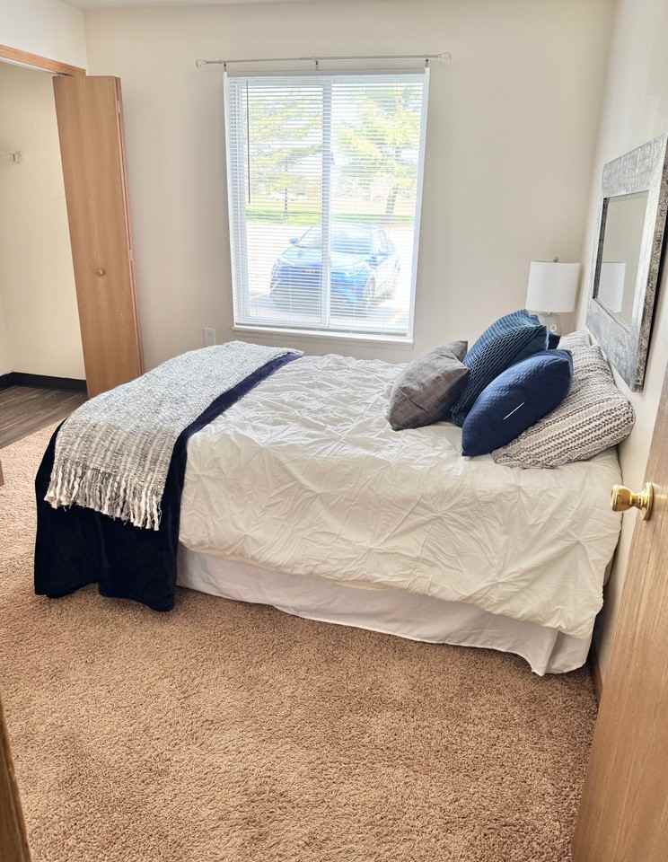 100 Raleigh Ct #135 - Photo 6 of 11