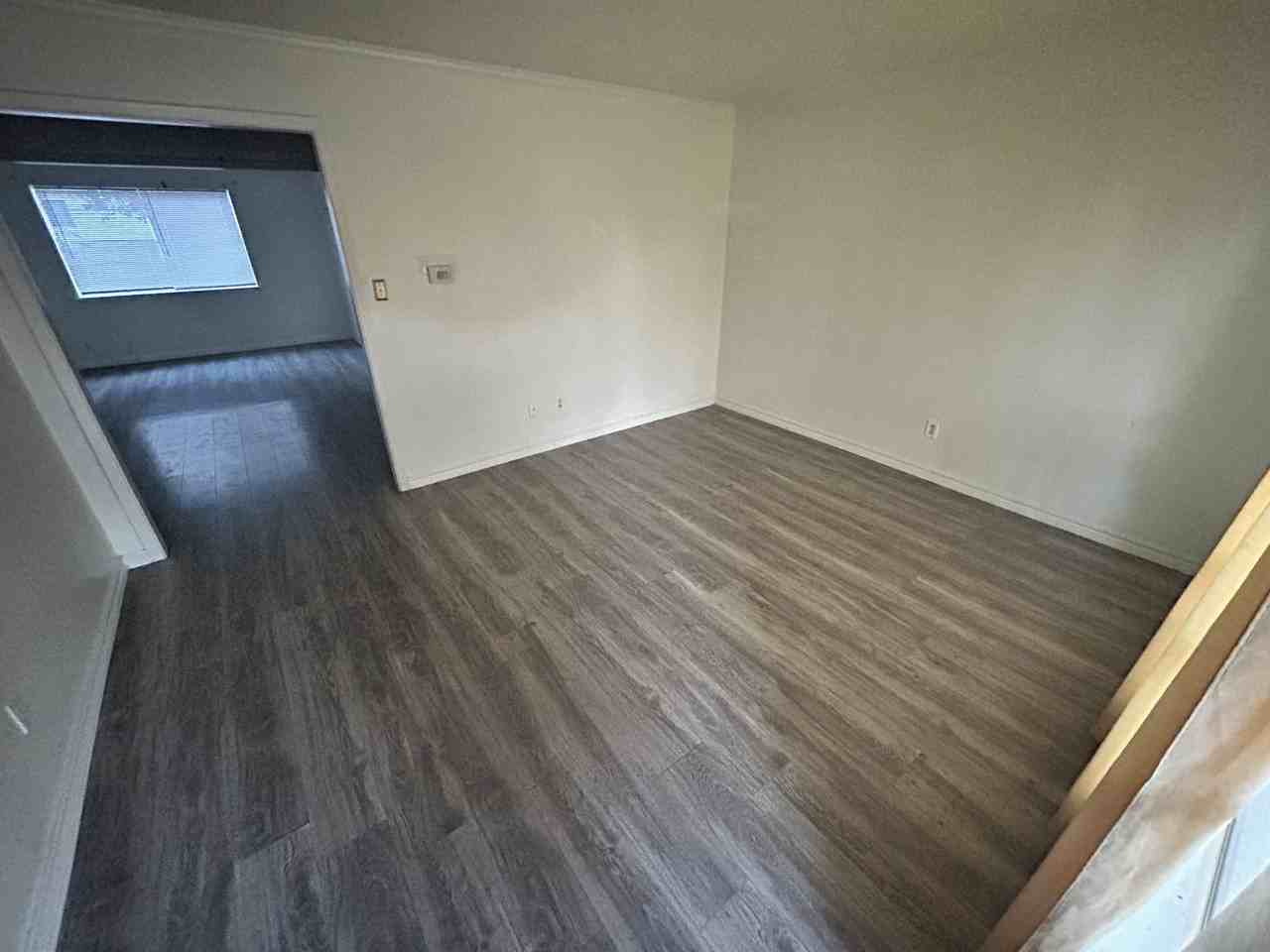 1312 Leader Dr - Photo 5 of 12