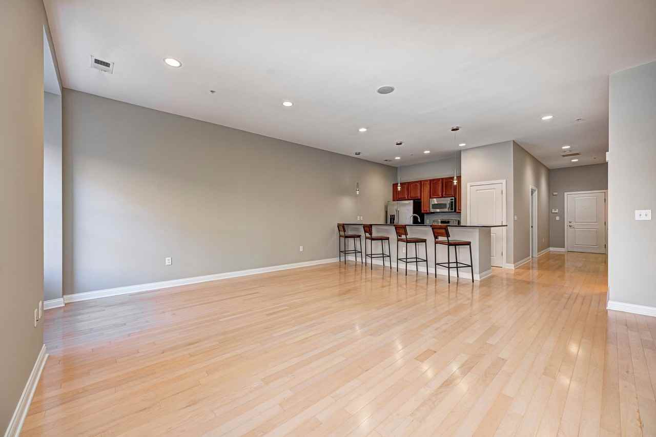 350 North Meridian Street #304 - Photo 6 of 38