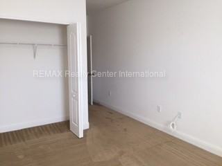 2936 Oak Park Way #C - Photo 2 of 10