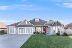 featured image of 210 Adams St