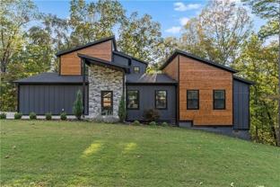 2 Clee Ln - Photo 1 of 1