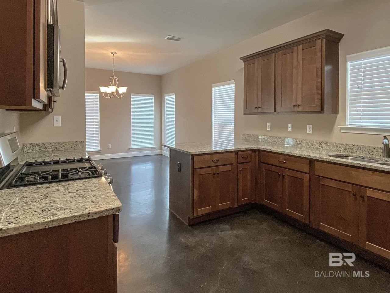 12919 Churchill Dr #B - Photo 7 of 14