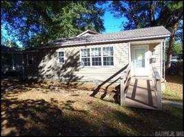 featured image of 17 Neal Pl