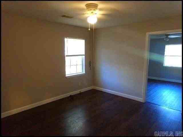 17 Neal Pl - Photo 4 of 24