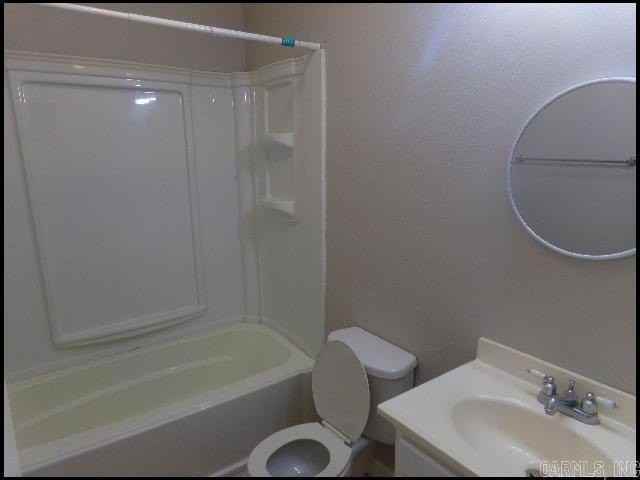 17 Neal Pl - Photo 7 of 24