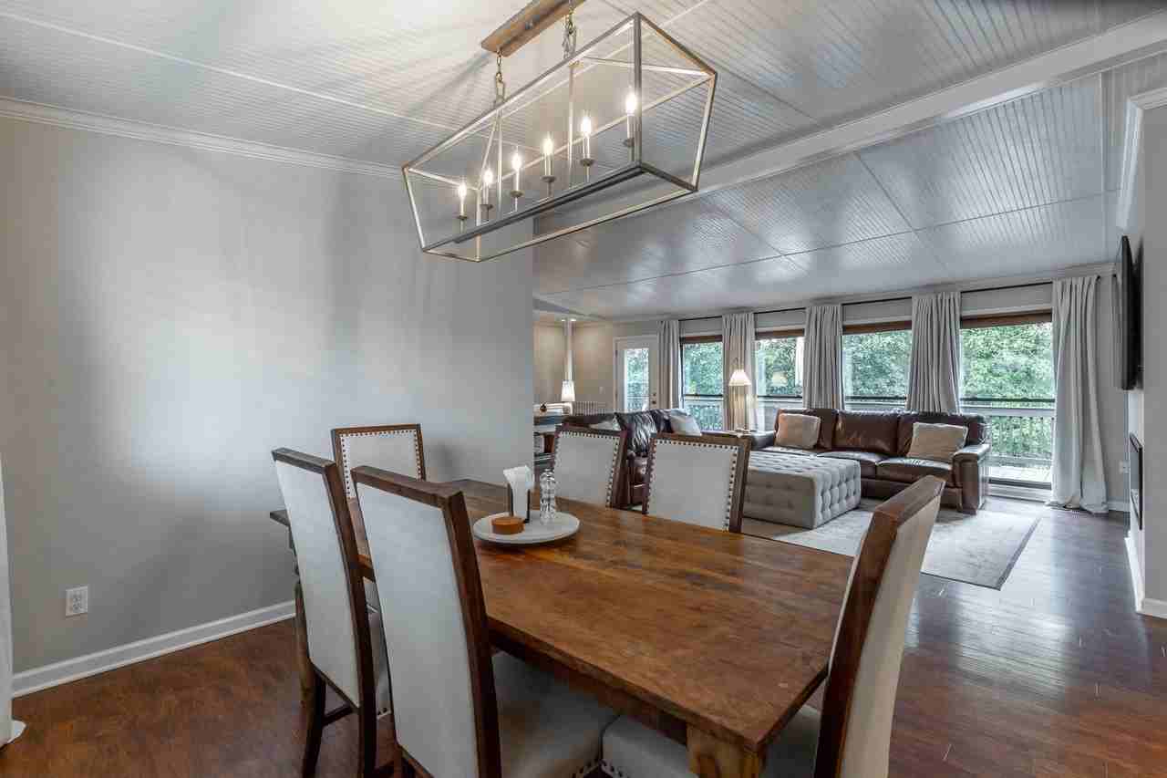 1325 Highland Rd - Photo 7 of 40