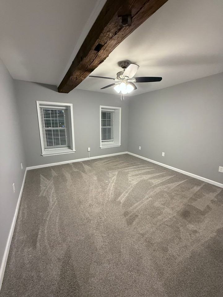 933 Broad St - Photo 3 of 17