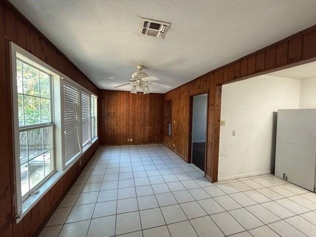 1053 Chamberlain St - Photo 4 of 14