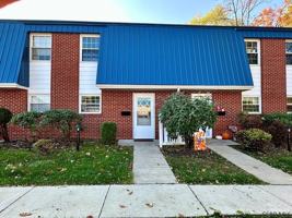 featured image of 1030 Tener St