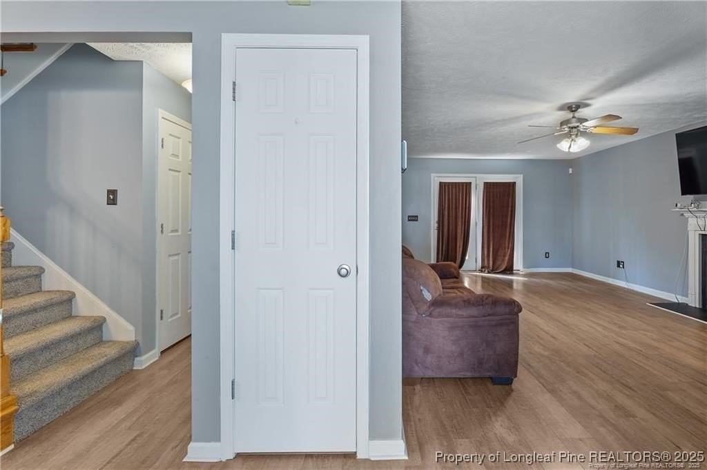 717 Lenoir Dr - Photo 3 of 47