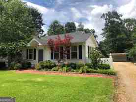 108 Oakwood St Nw - Photo 1 of 1