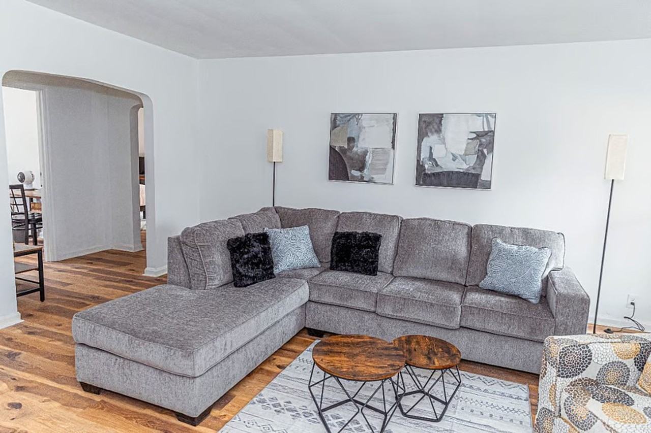 4527 Paddock Rd - Photo 3 of 18