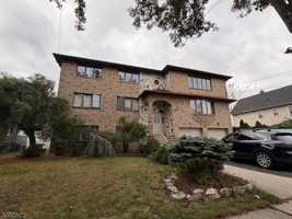 featured image of 29 La Salle Ave #2