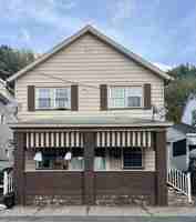 featured image of 98 Pine St