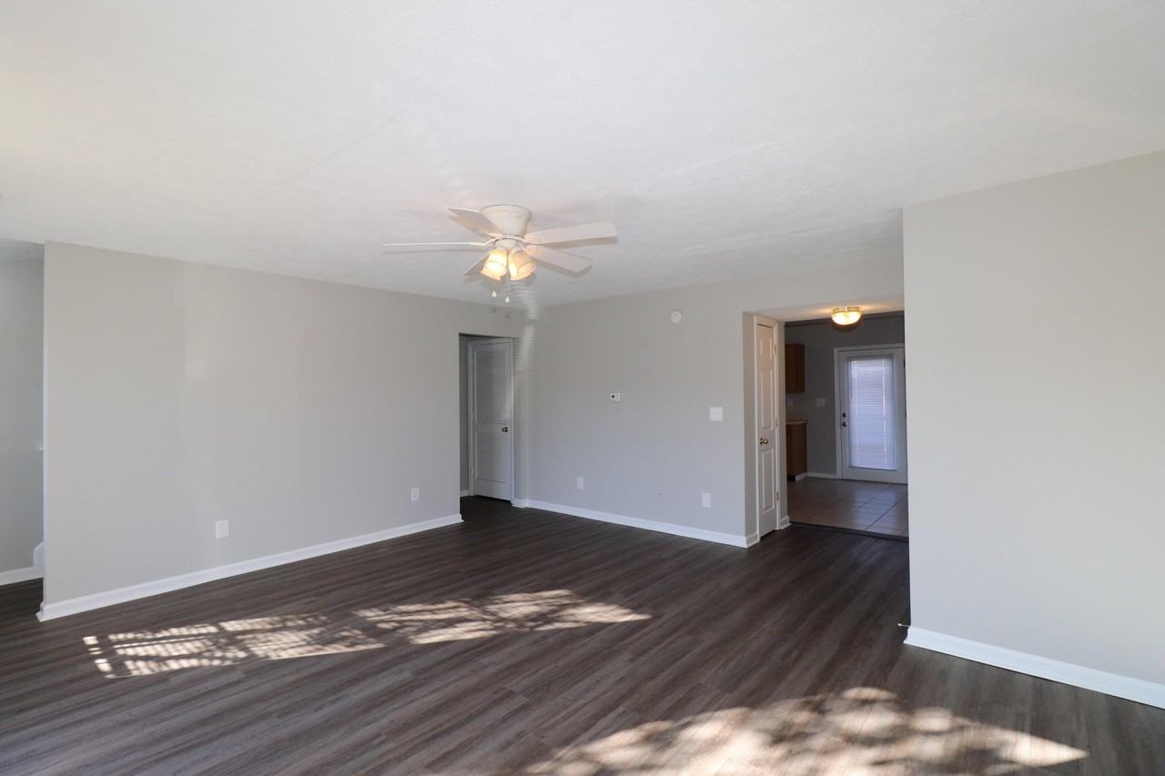 633 Miles Rd - Photo 3 of 22