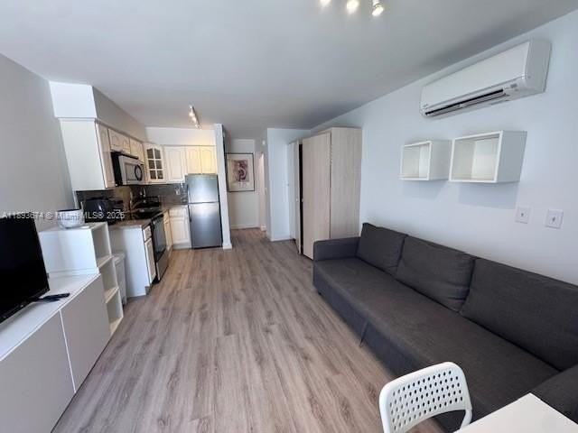 4228 Ocean Drive #17 - Photo 4 of 45