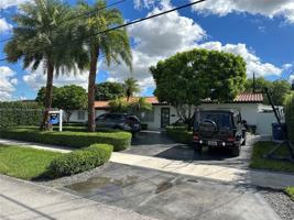 featured image of 4311 Sw 104th Ct