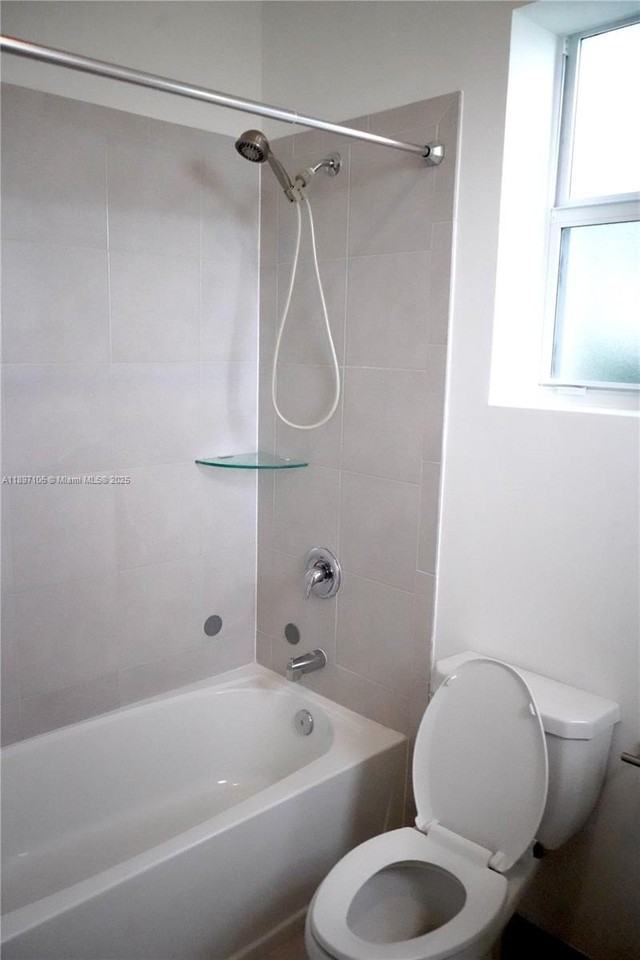 1450 Southeast 26th Terrace - Photo 5 of 21